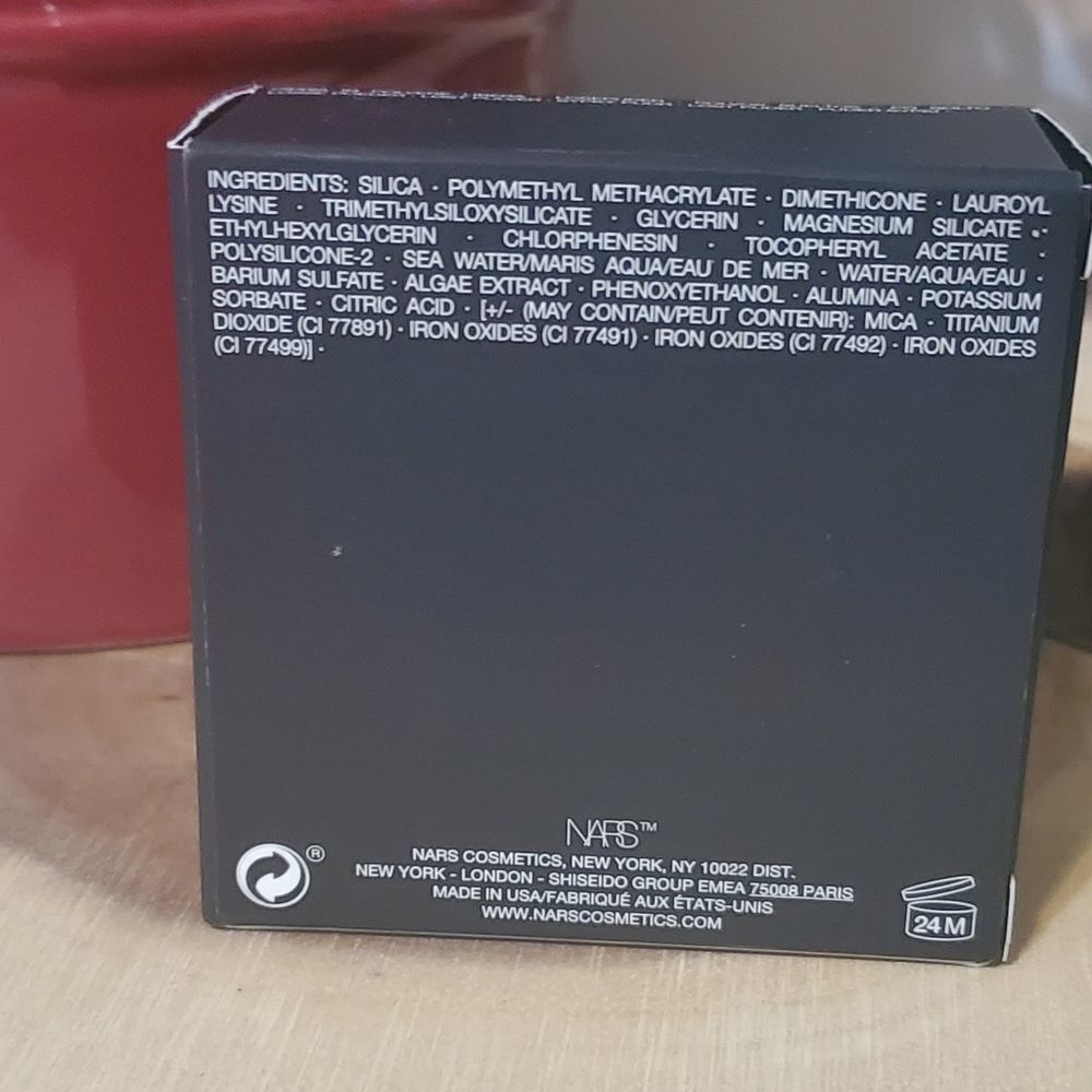 Nars Light Reflecting Loose Setting Powder - Picture 5 of 9